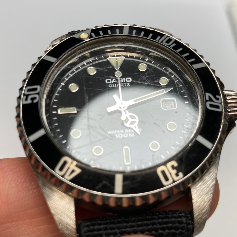 Casio vintage MTD-1010 dive watch, new fabric strap, new battery, black dial - Picture 14 of 15